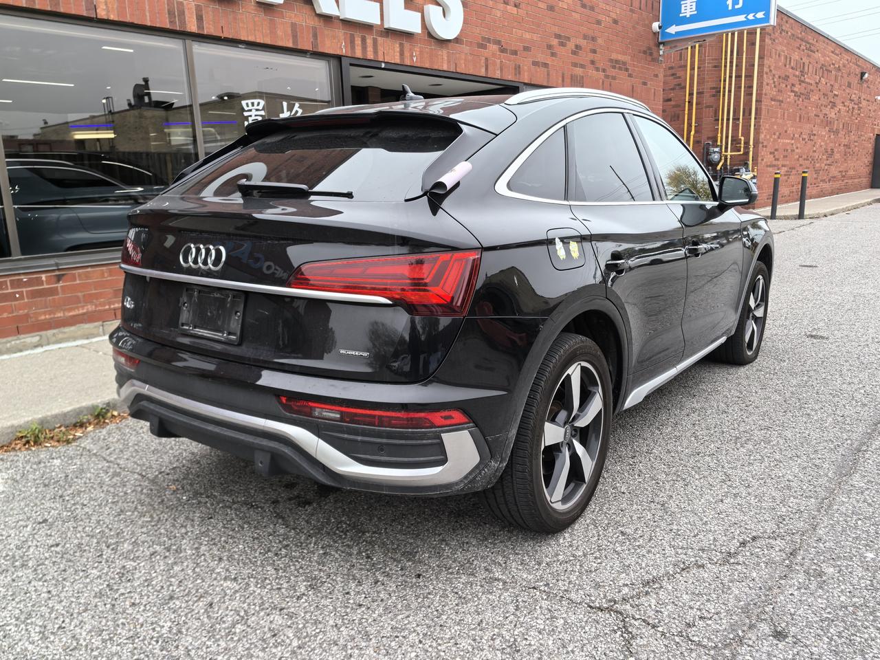 2024 Audi Q5 Sportback Premium Photo