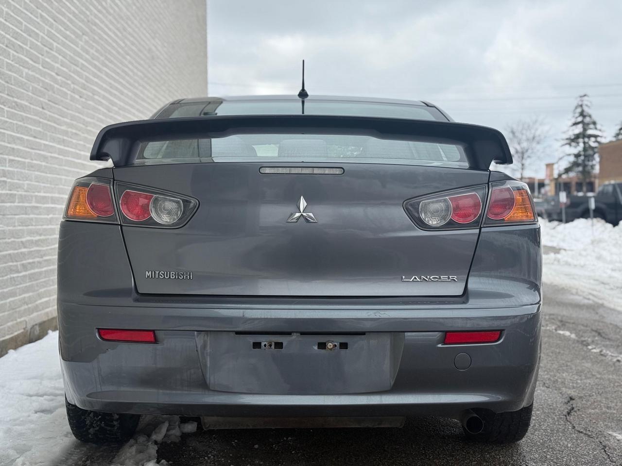 2011 Mitsubishi Lancer SE Photo