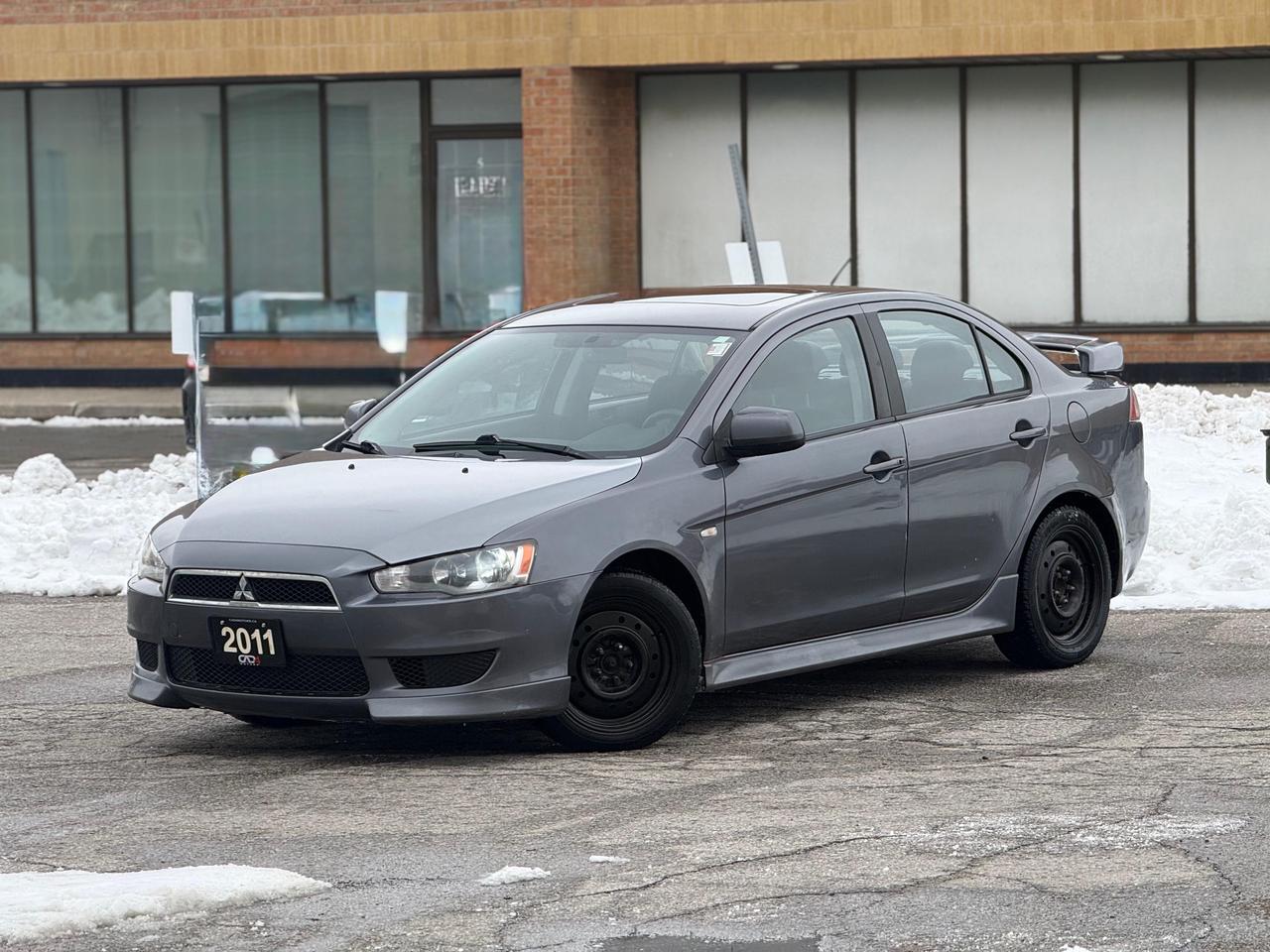 2011 Mitsubishi Lancer SE Photo0