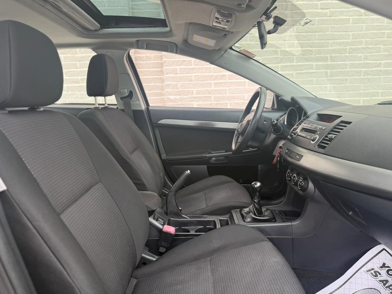 2011 Mitsubishi Lancer SE Photo