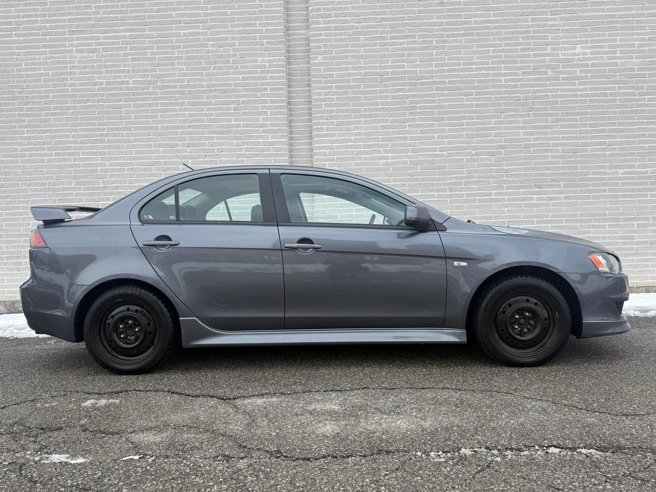 2011 Mitsubishi Lancer SE Photo