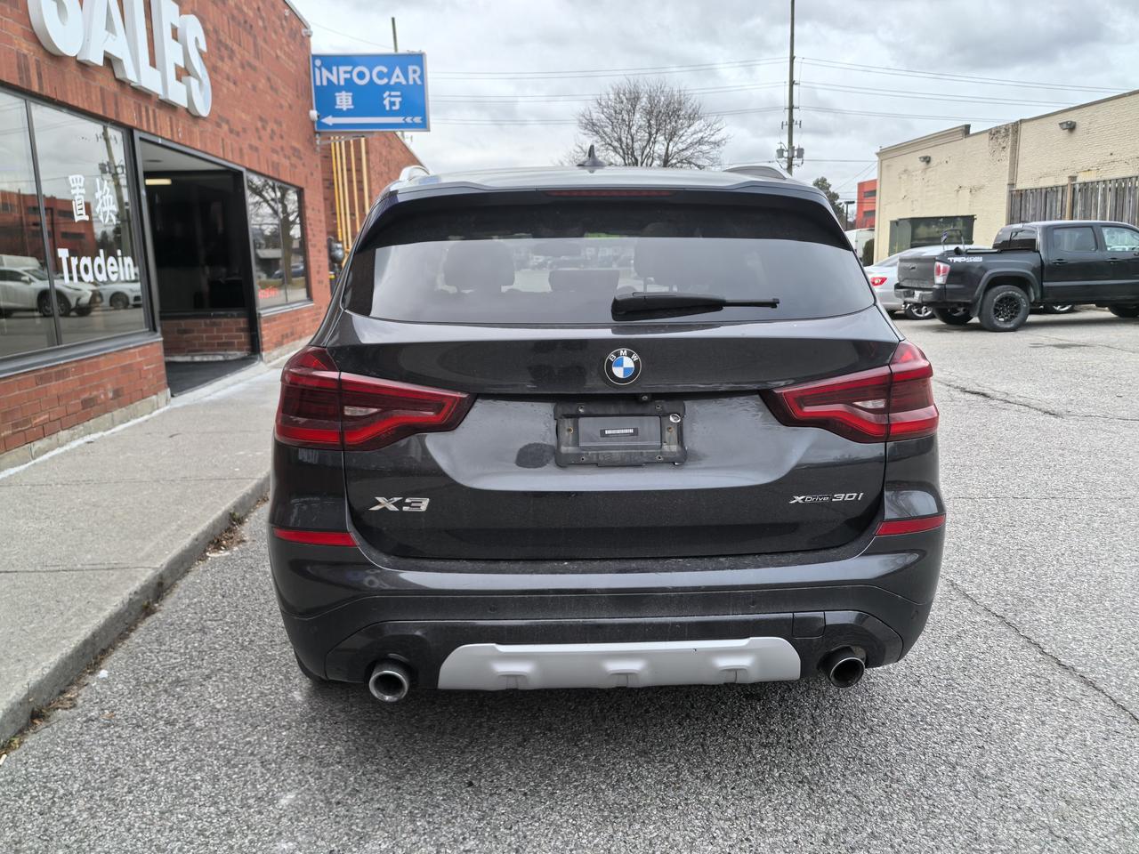 2018 BMW X3 xDrive30i Photo