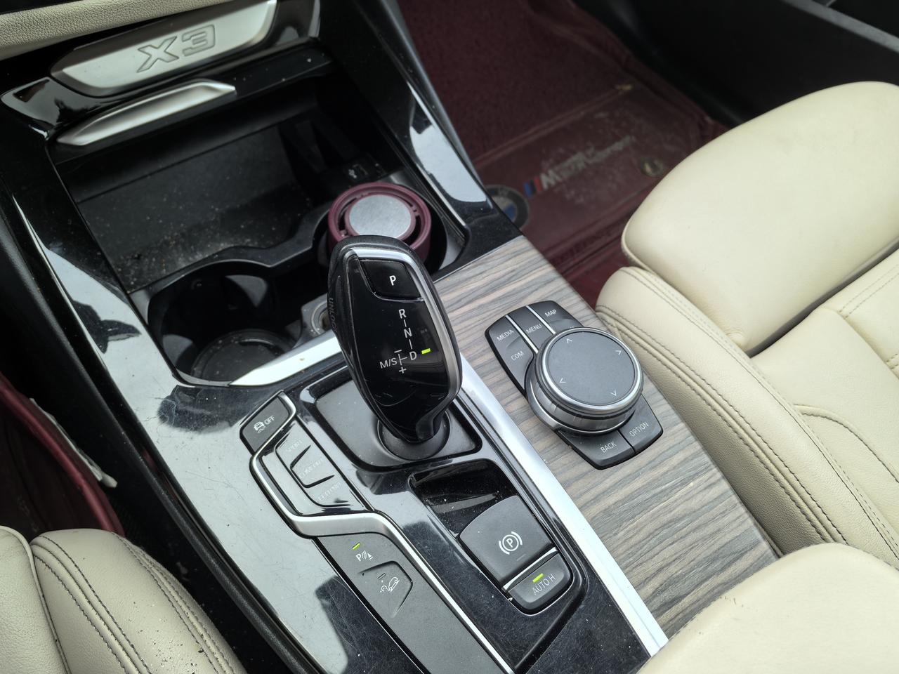 2018 BMW X3 xDrive30i Photo