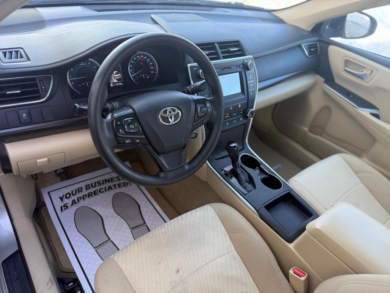 2017 Toyota Camry LE Photo