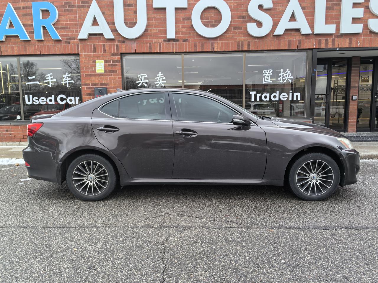 2012 Lexus IS 250 Photo2