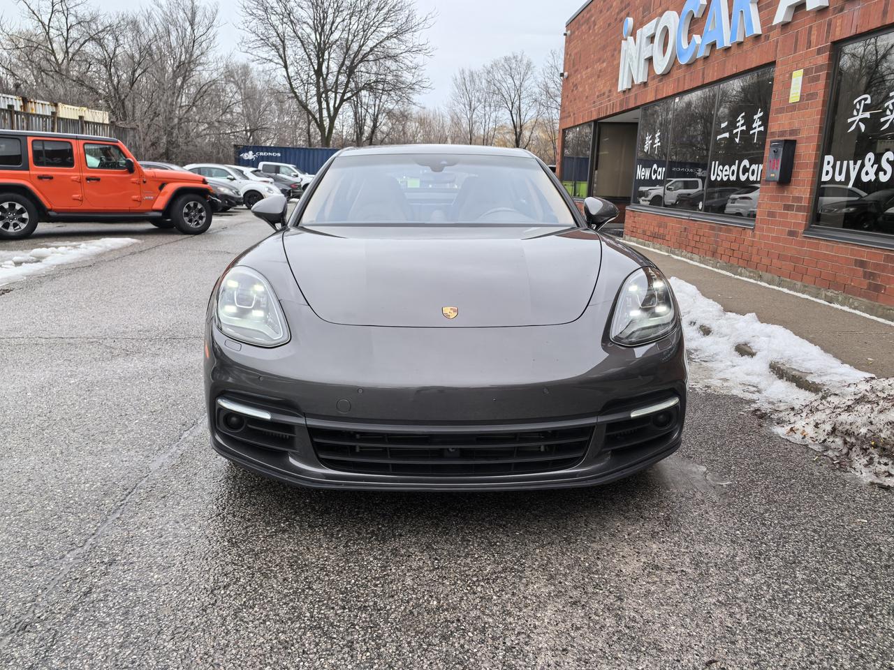 2017 Porsche Panamera 4S Photo