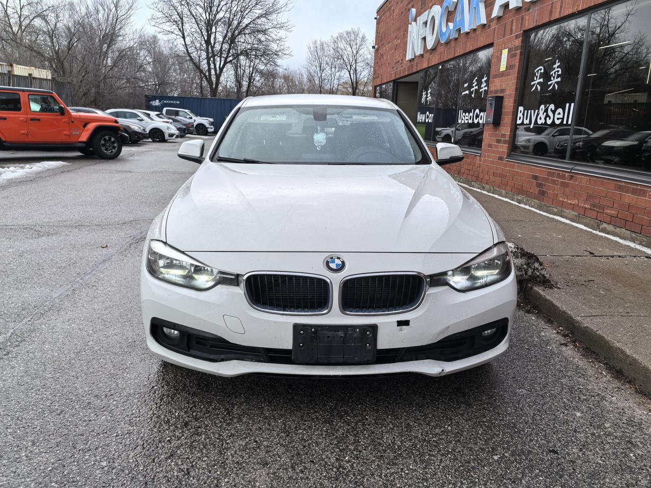 2016 BMW 3-Series 320i xDrive Photo