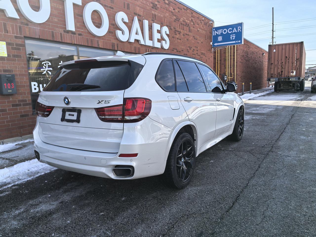 2016 BMW X5 xDrive35i Photo