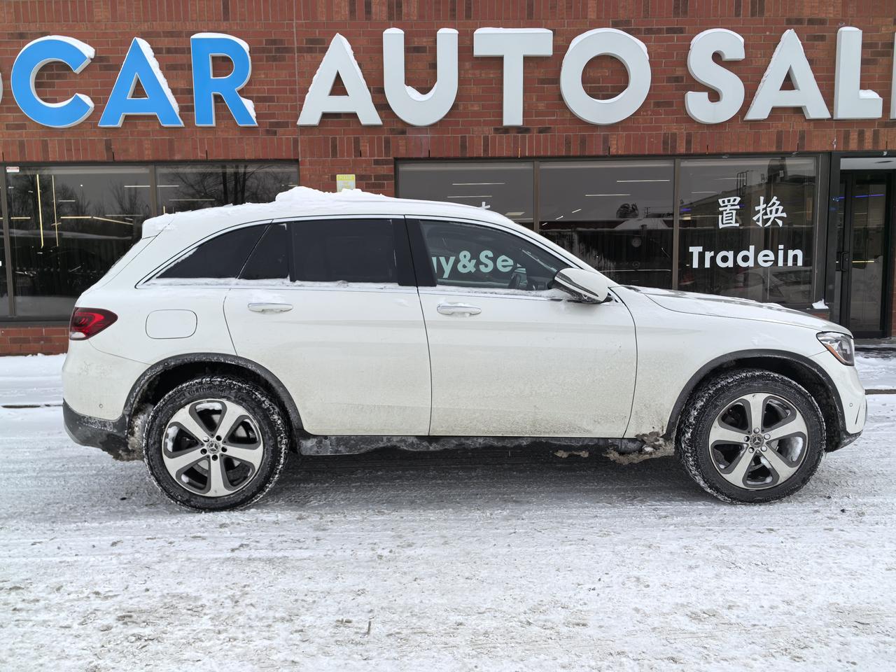 2022 Mercedes-Benz GLC-Class 300 Photo2