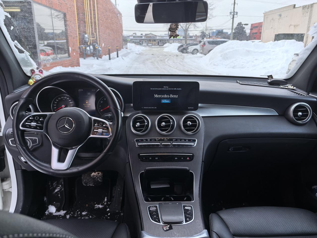 2022 Mercedes-Benz GLC-Class 300 Photo