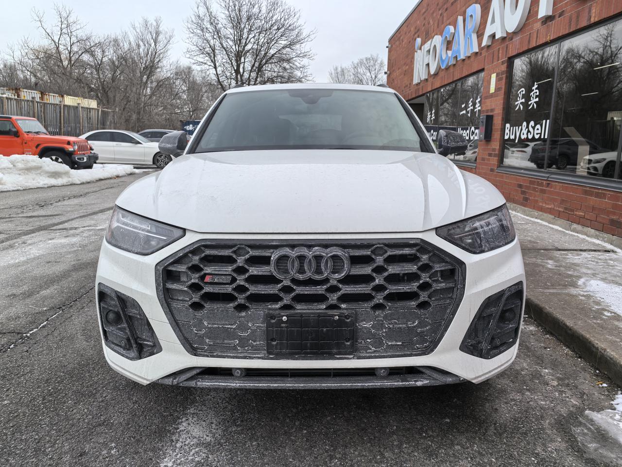 2023 Audi SQ5 Premium Photo