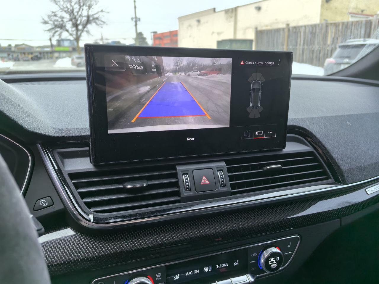 2023 Audi SQ5 Premium Photo