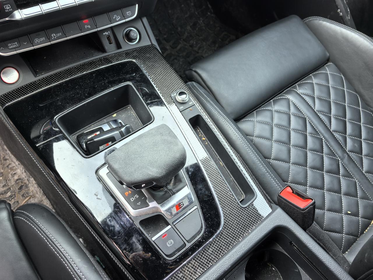 2023 Audi SQ5 Premium Photo