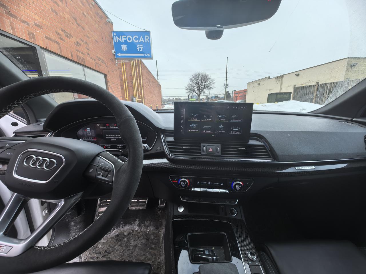 2023 Audi SQ5 Premium Photo