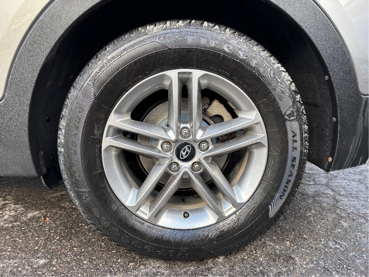 2018 Hyundai Santa Fe Sport 2.4 SE AWD LEATHER PANO ROOF HEATED STEERING Photo