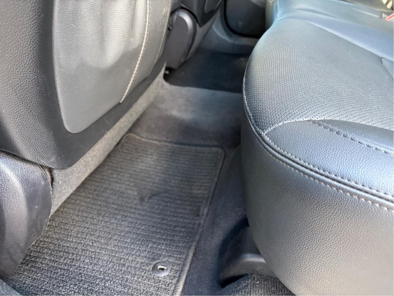 2018 Hyundai Santa Fe Sport 2.4 SE AWD LEATHER PANO ROOF HEATED STEERING Photo