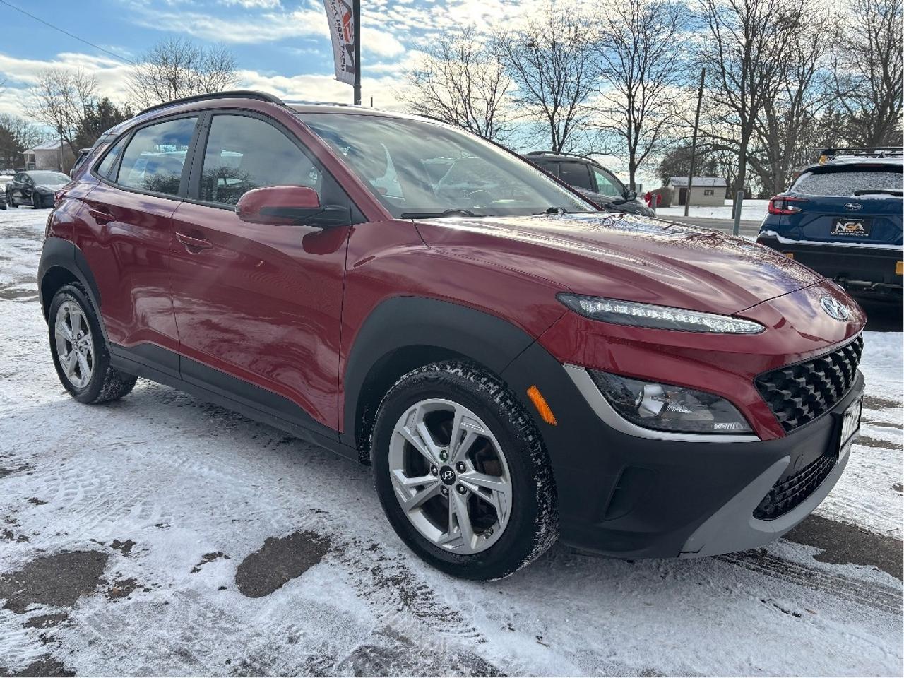 2022 Hyundai KONA 2.0L Preferred AWD HEATED STEERING ONE OWNER Photo