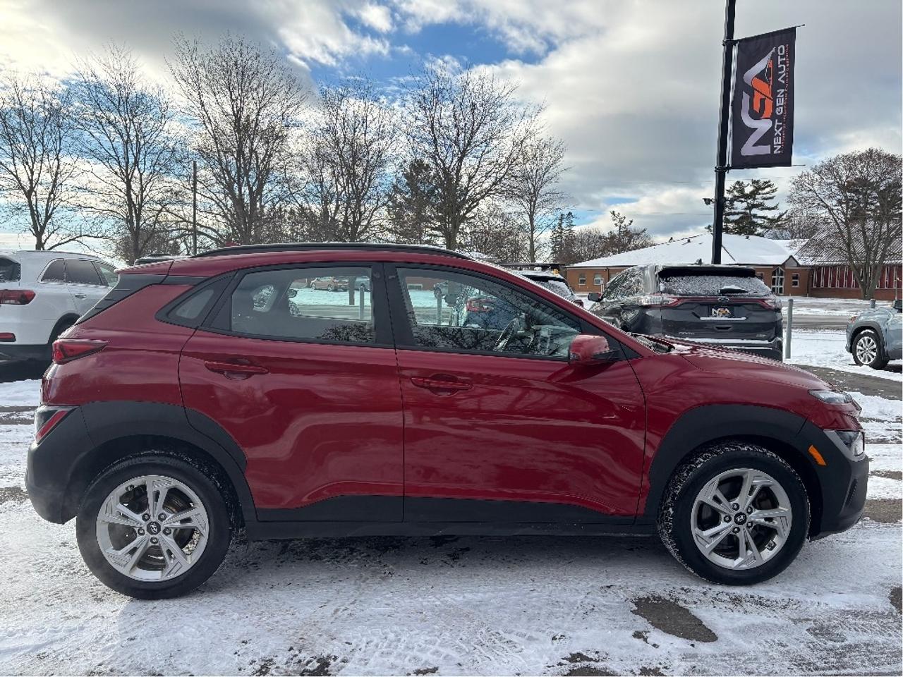 2022 Hyundai KONA 2.0L Preferred AWD HEATED STEERING ONE OWNER Photo4