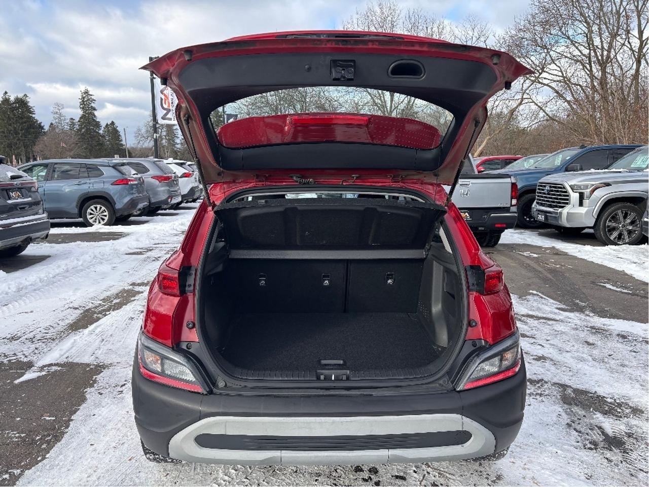 2022 Hyundai KONA 2.0L Preferred AWD HEATED STEERING ONE OWNER Photo