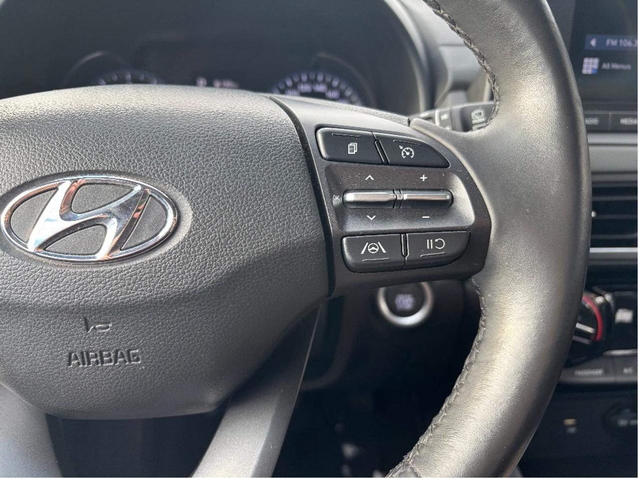 2022 Hyundai KONA 2.0L Preferred AWD HEATED STEERING ONE OWNER Photo