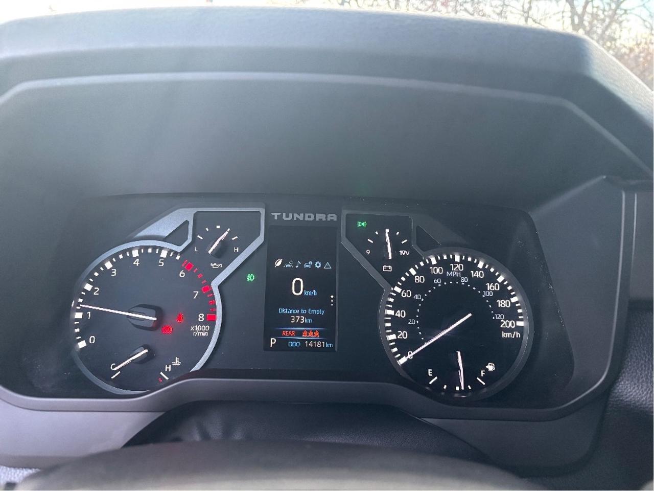 2025 Toyota Tundra SR SR5 PKG HEATED STEERING LOW KMS CLEAN C Photo