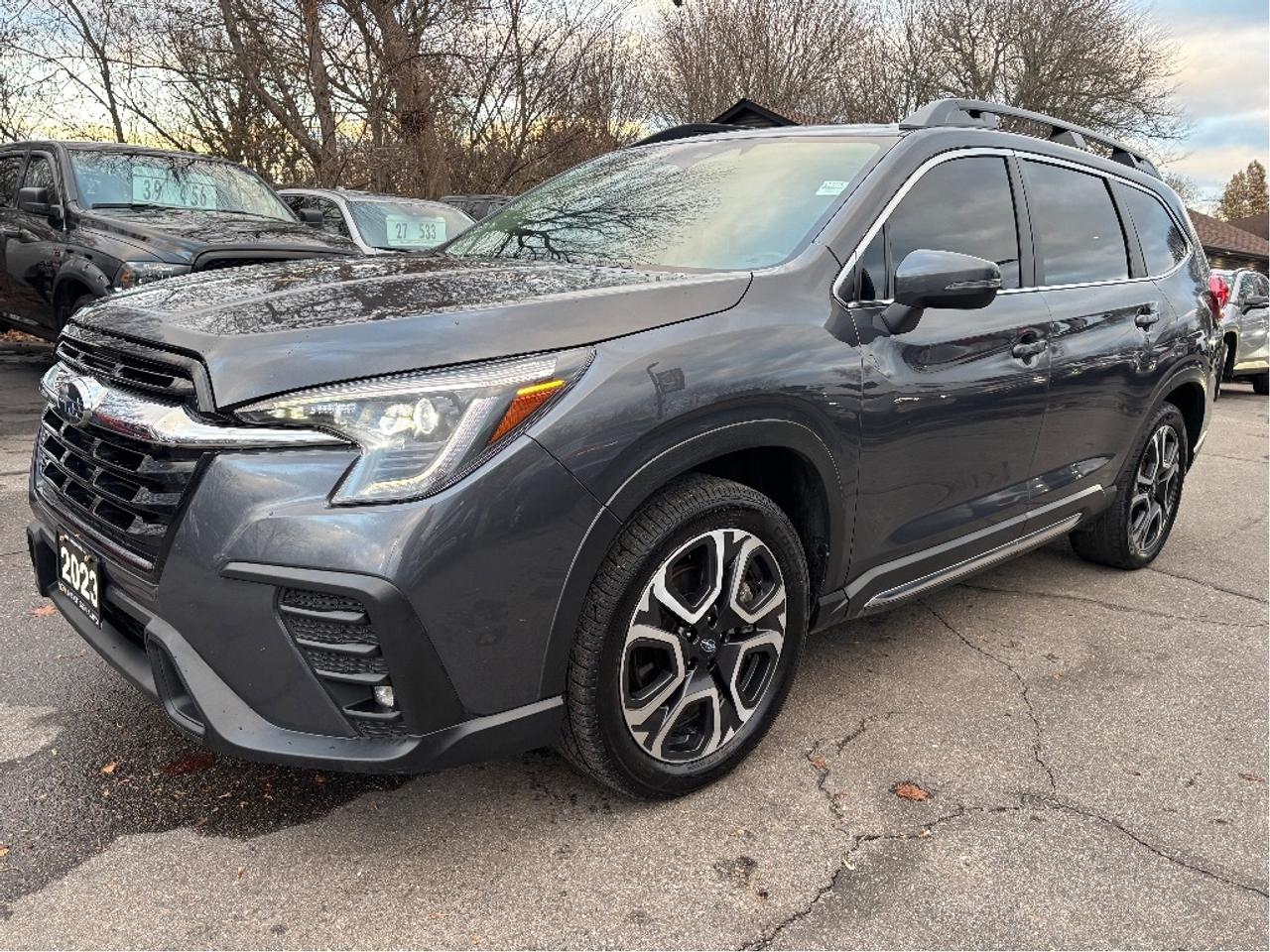 2023 Subaru ASCENT Limited AWD 8 PASS LEATHER NAV PANO ROOF Photo