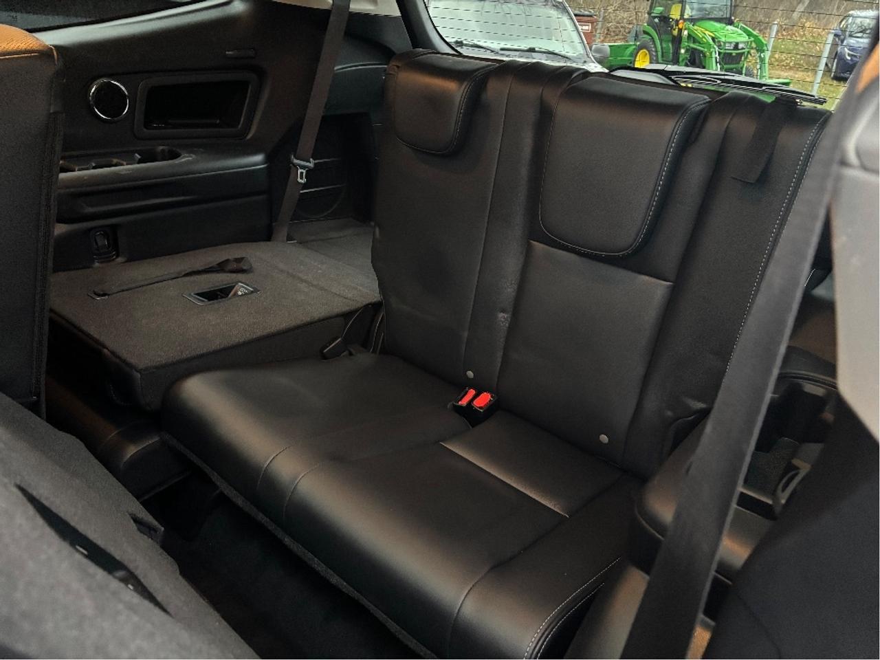 2023 Subaru ASCENT Limited AWD 8 PASS LEATHER NAV PANO ROOF Photo