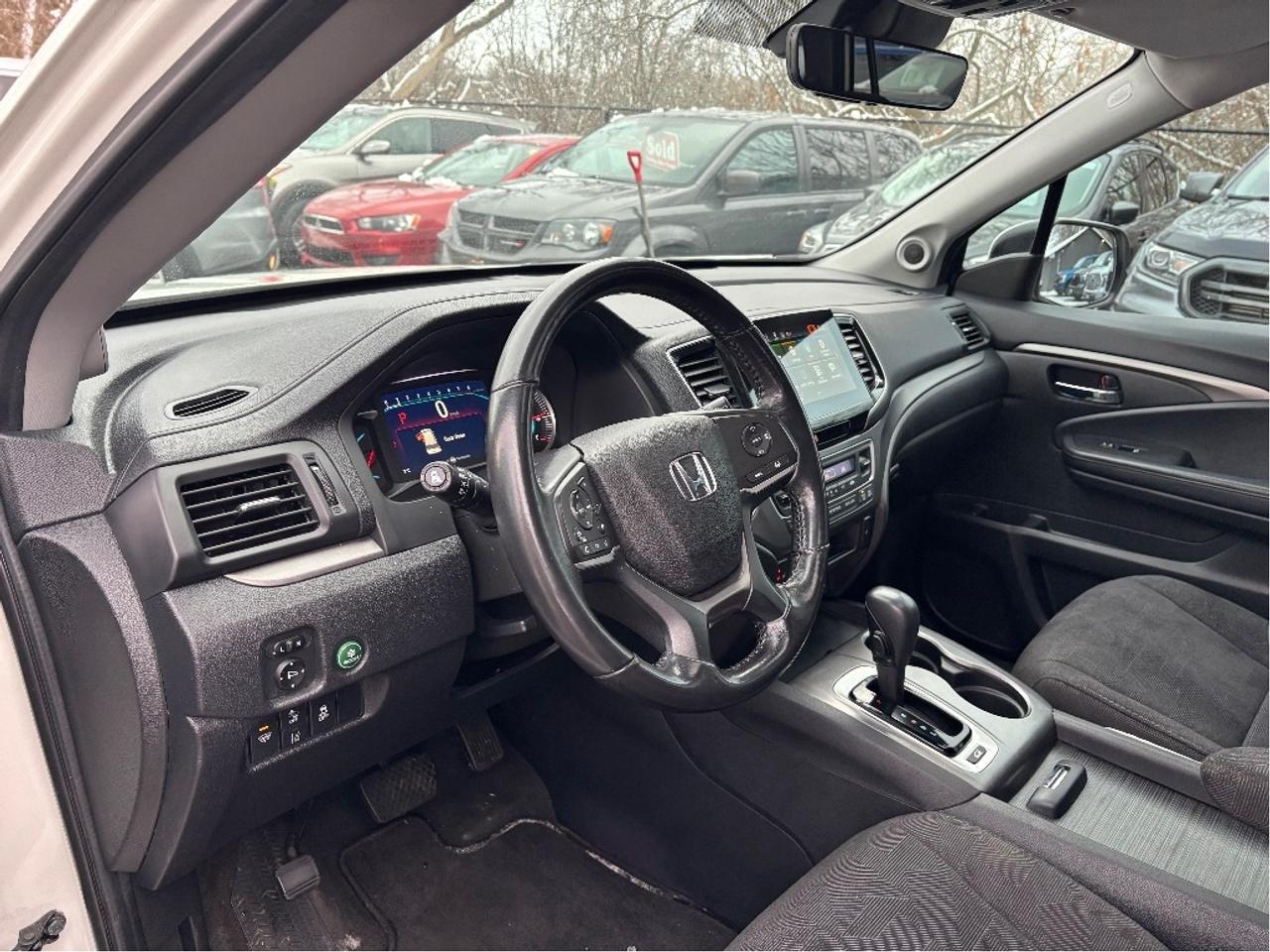 2019 Honda Pilot EX AWD 8 PASS ROOF CARPLAY ADVANCED SAFETY Photo