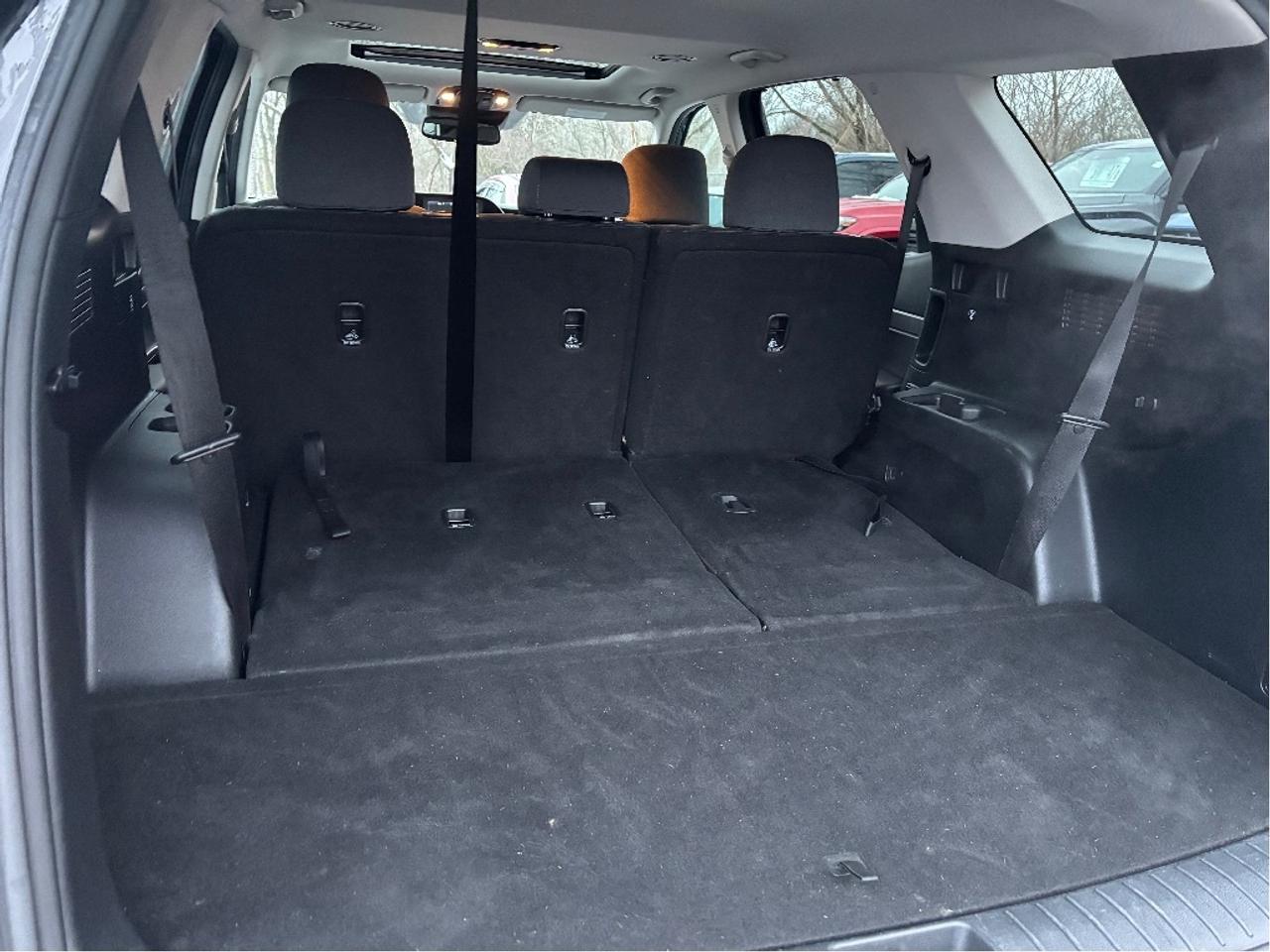 2020 Hyundai PALISADE Preferred AWD 8 PASS ROOF ONE OWNER Photo