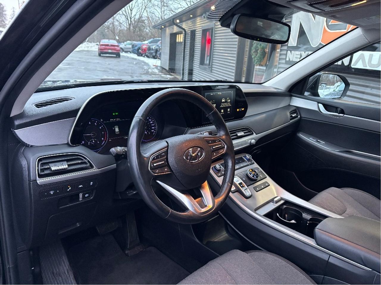 2020 Hyundai PALISADE Preferred AWD 8 PASS ROOF ONE OWNER Photo