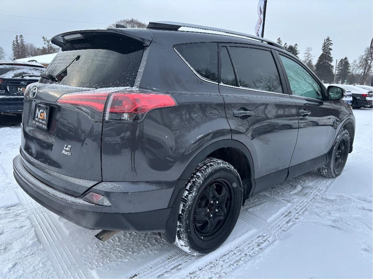 2016 Toyota RAV4 LE AWD UPGRADE PKG HEATED SEATS BACKUP CAM Photo