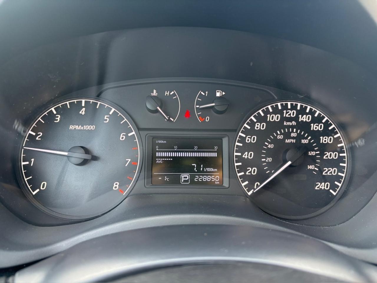 2016 Nissan Sentra 1.8 S CLEAN CARFAX Photo