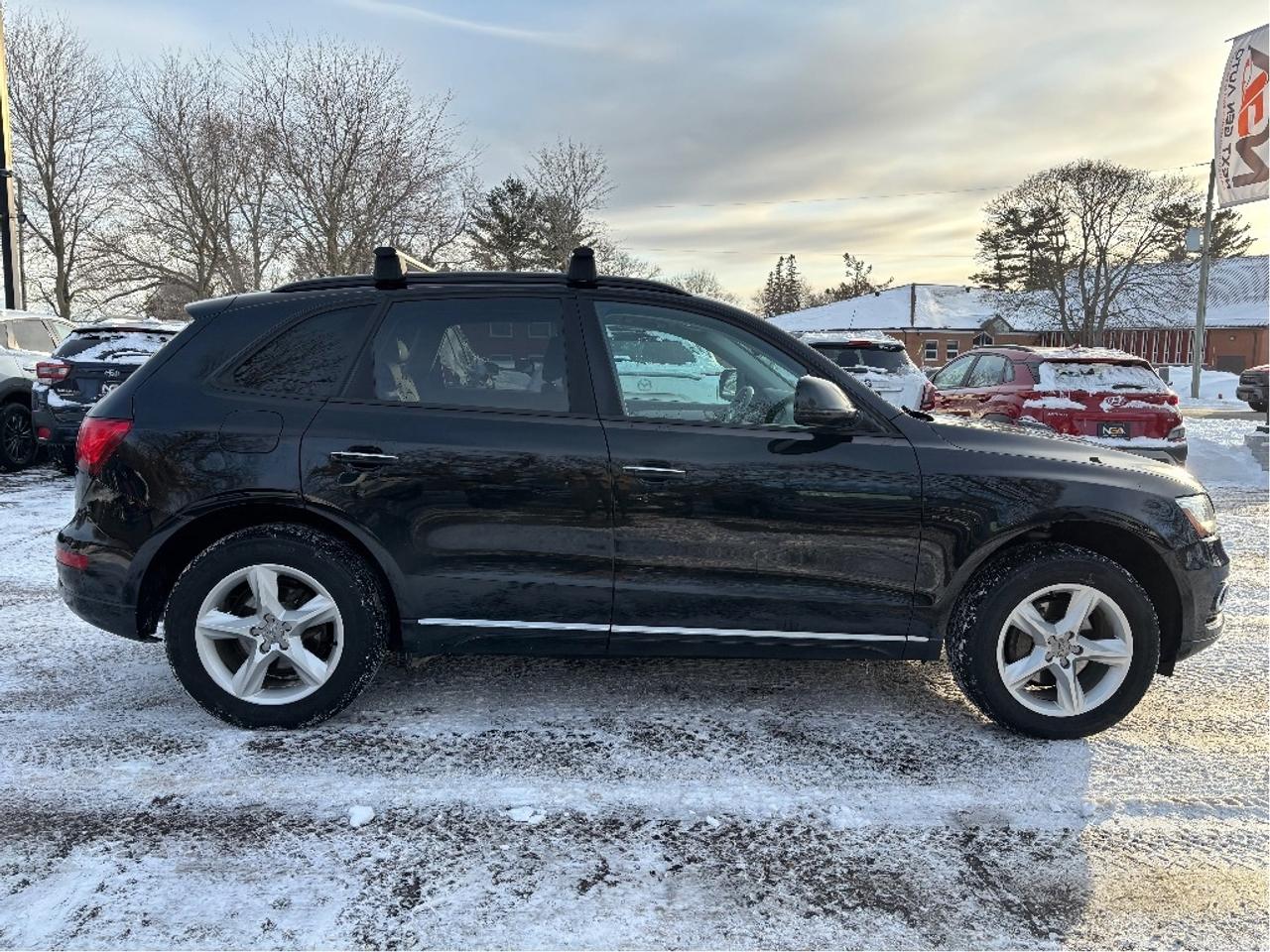 2017 Audi Q5 2.0T Komfort quattro CONVENIENCE PKG LEATHER Photo