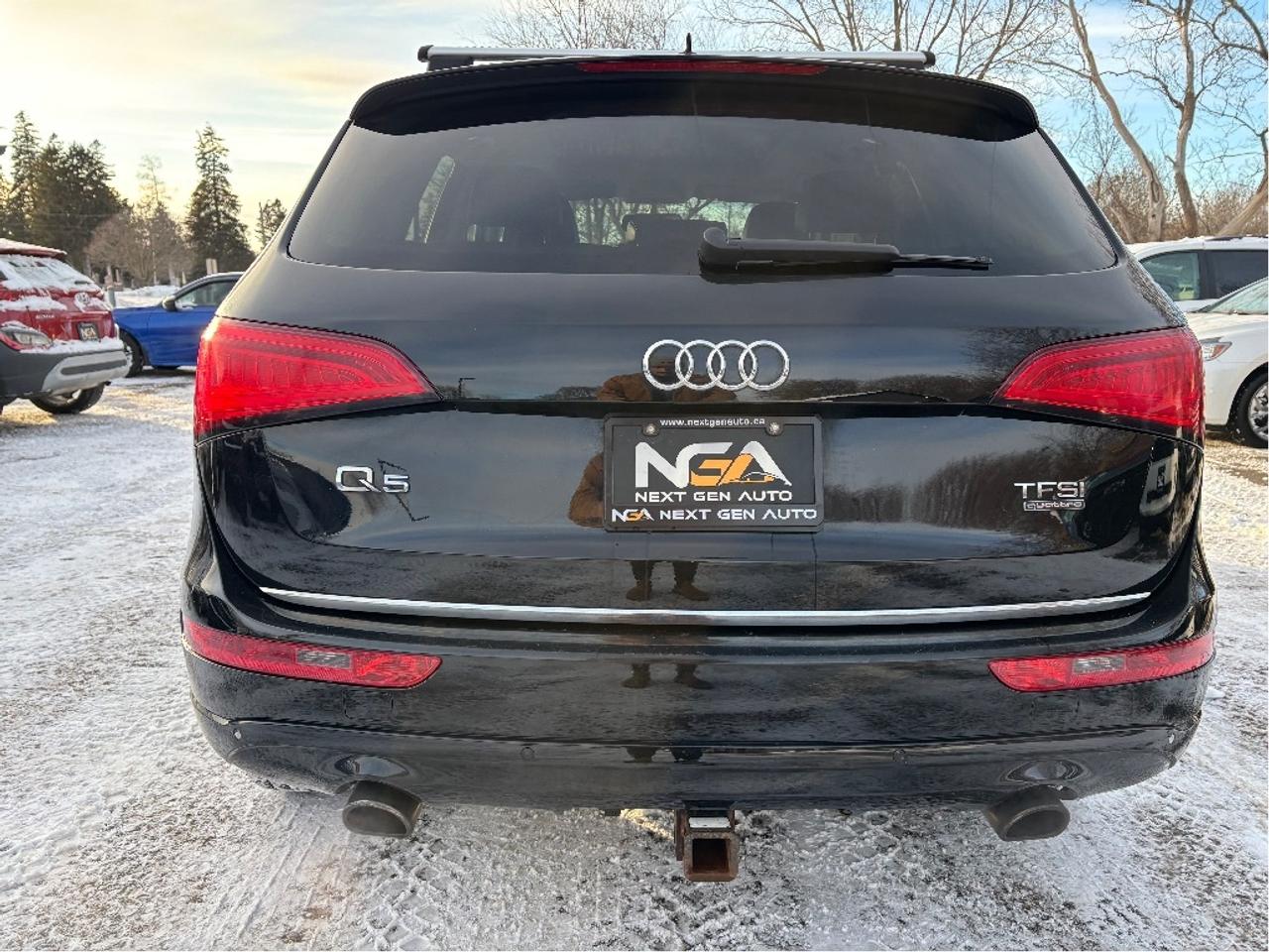 2017 Audi Q5 2.0T Komfort quattro CONVENIENCE PKG LEATHER Photo