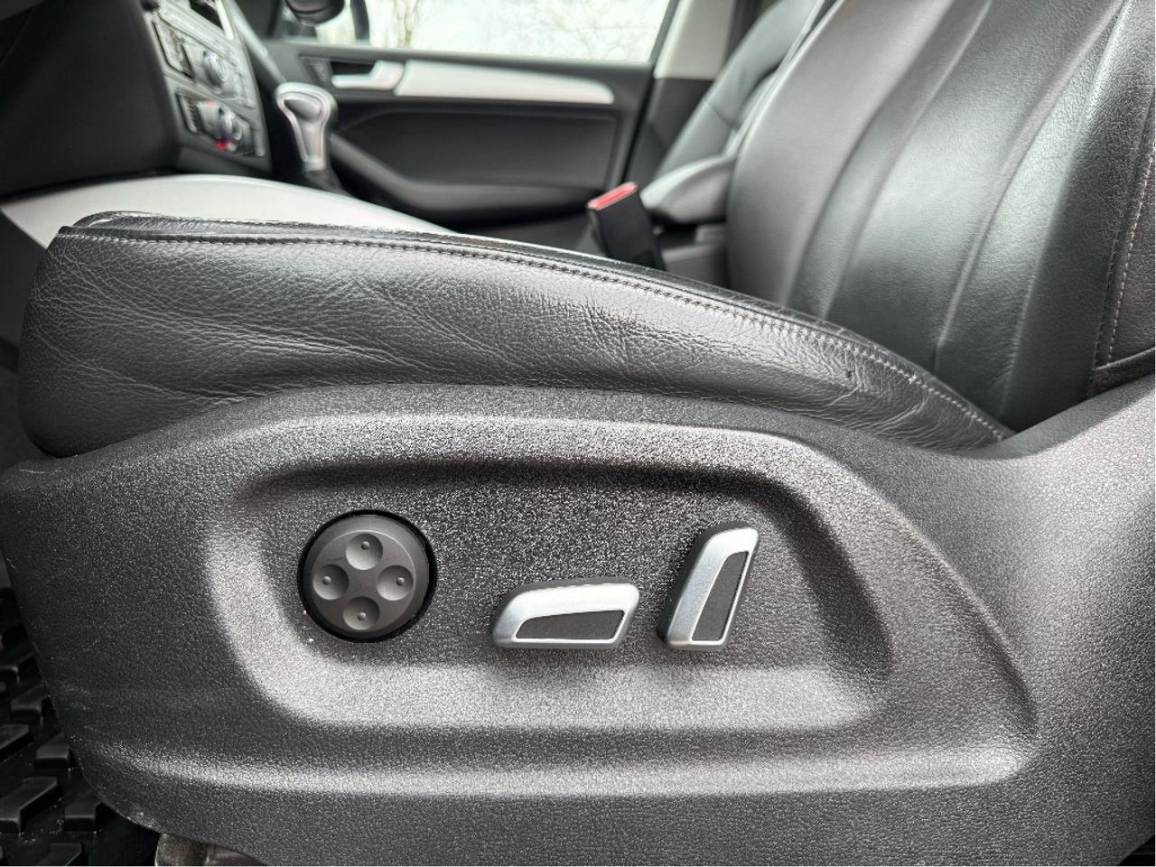2017 Audi Q5 2.0T Komfort quattro CONVENIENCE PKG LEATHER Photo