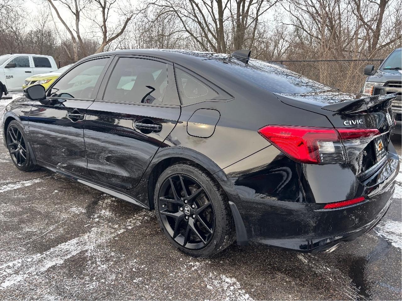 2024 Honda Civic Si MANUAL RED SPORT SEATS NAV ROOF ONE OWNER Photo