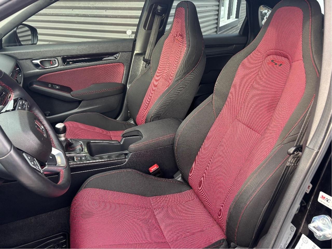 2024 Honda Civic Si MANUAL RED SPORT SEATS NAV ROOF ONE OWNER Photo