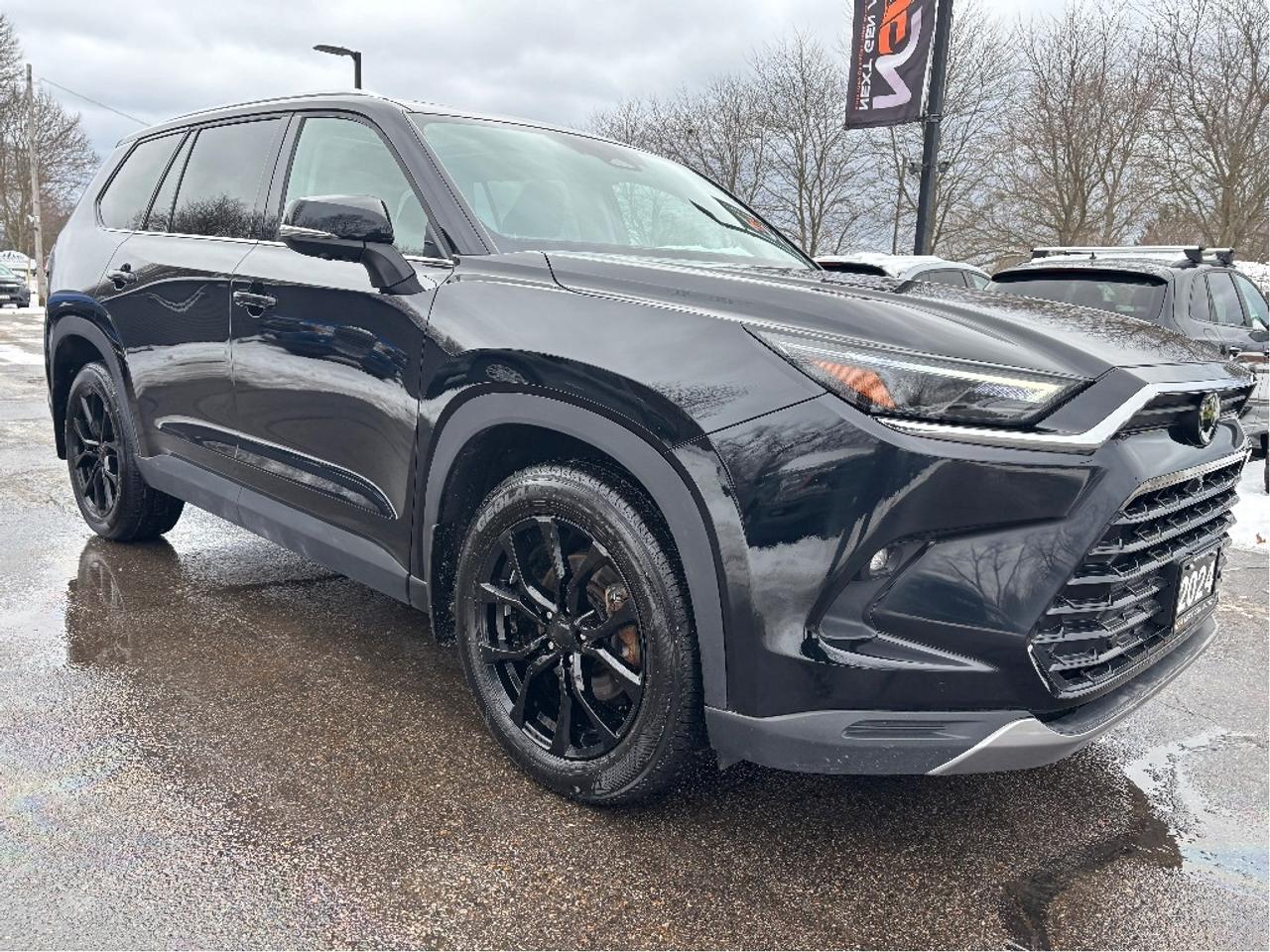 2024 Toyota Grand Highlander Limited AWD 7 PASS LEATHER NAV PANO ROOF Photo