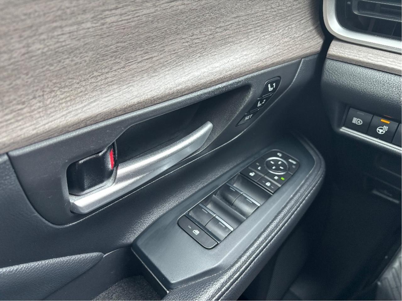 2024 Toyota Grand Highlander Limited AWD 7 PASS LEATHER NAV PANO ROOF Photo