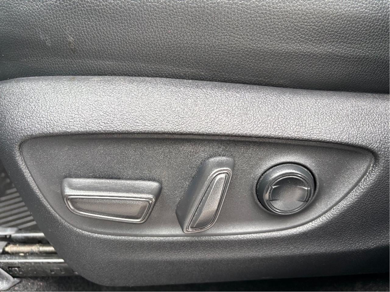 2024 Toyota Grand Highlander Limited AWD 7 PASS LEATHER NAV PANO ROOF Photo