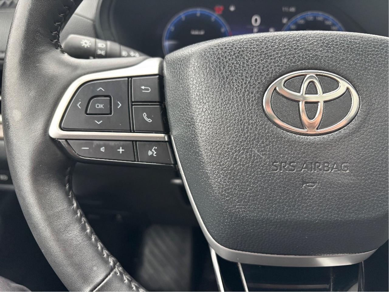 2024 Toyota Grand Highlander Limited AWD 7 PASS LEATHER NAV PANO ROOF Photo