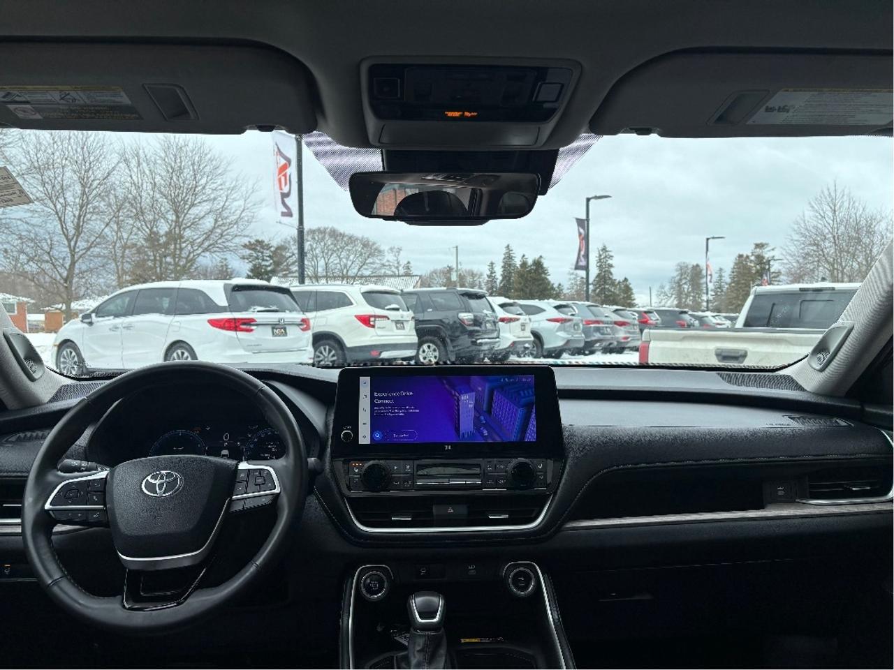 2024 Toyota Grand Highlander Limited AWD 7 PASS LEATHER NAV PANO ROOF Photo