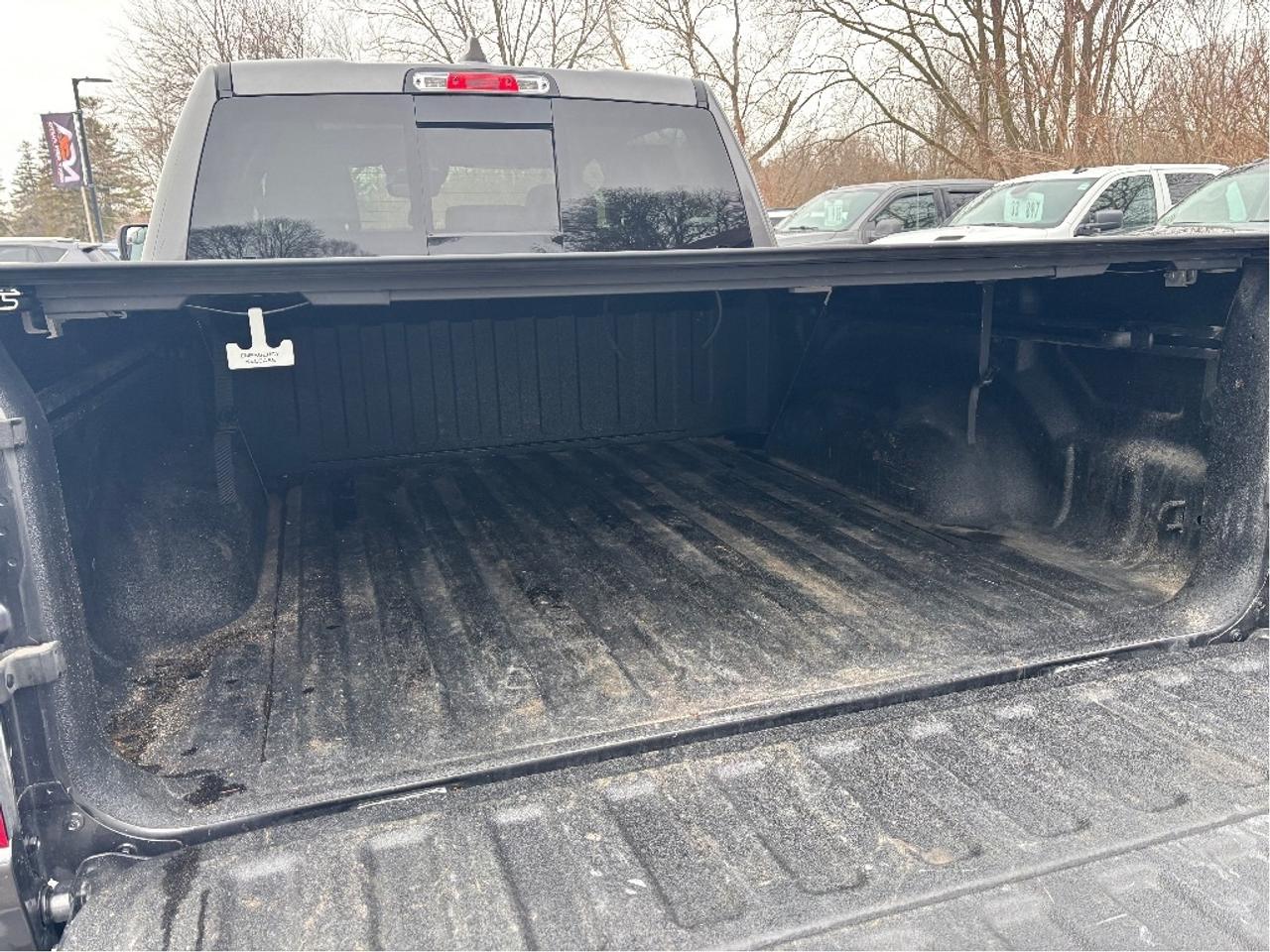 2022 RAM 1500 Laramie LEATHER 12 SCREEN NAV PANO ROOF Photo