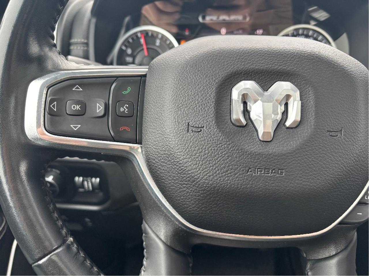 2022 RAM 1500 Laramie LEATHER 12 SCREEN NAV PANO ROOF Photo