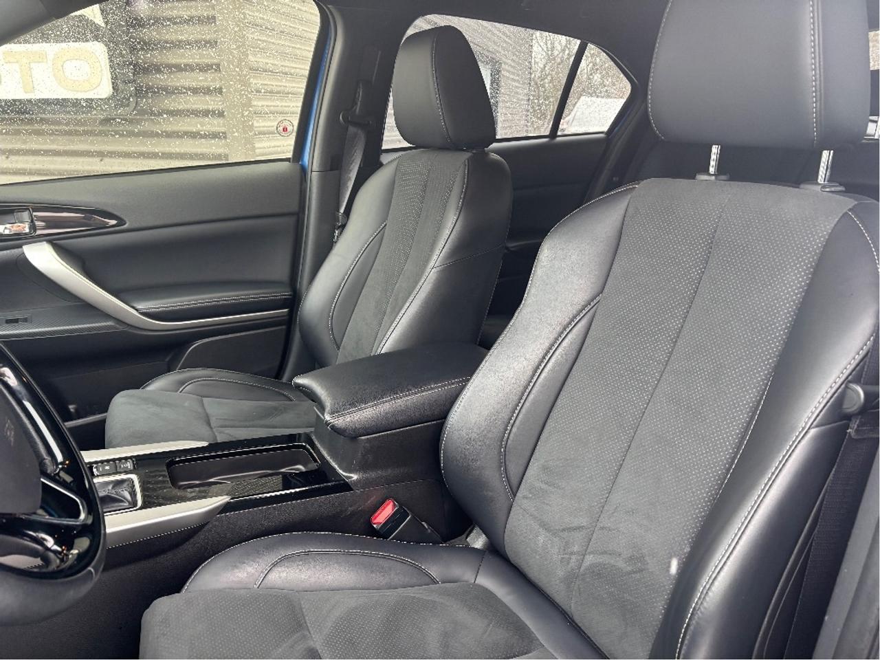 2024 Mitsubishi Eclipse Cross SEL LEATHER SUEDE SEATS HEADS UP DISPLAY Photo