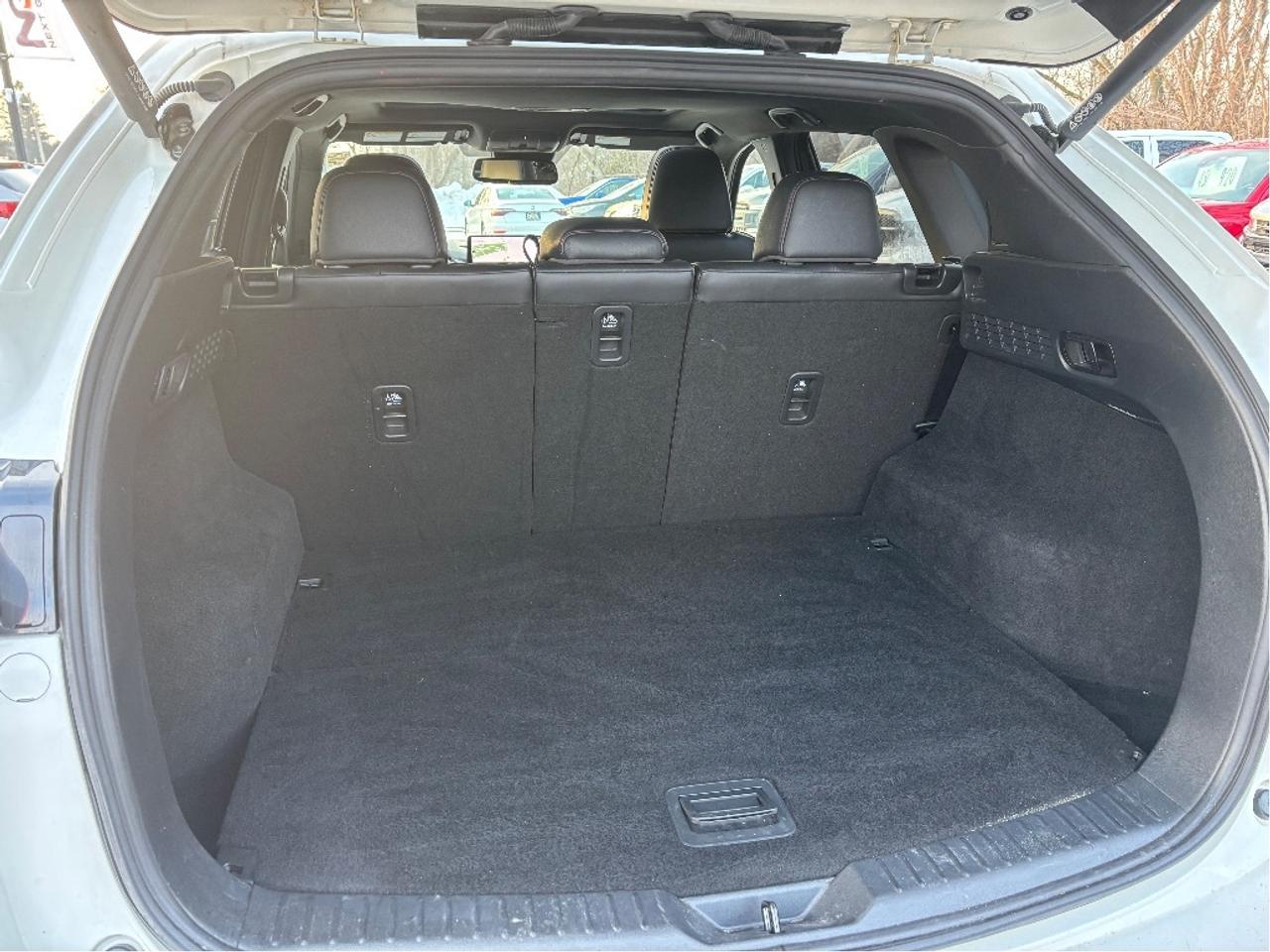 2023 Mazda CX-5 Sport LEATHER ROOF NAV CLEAN CARFAX Photo