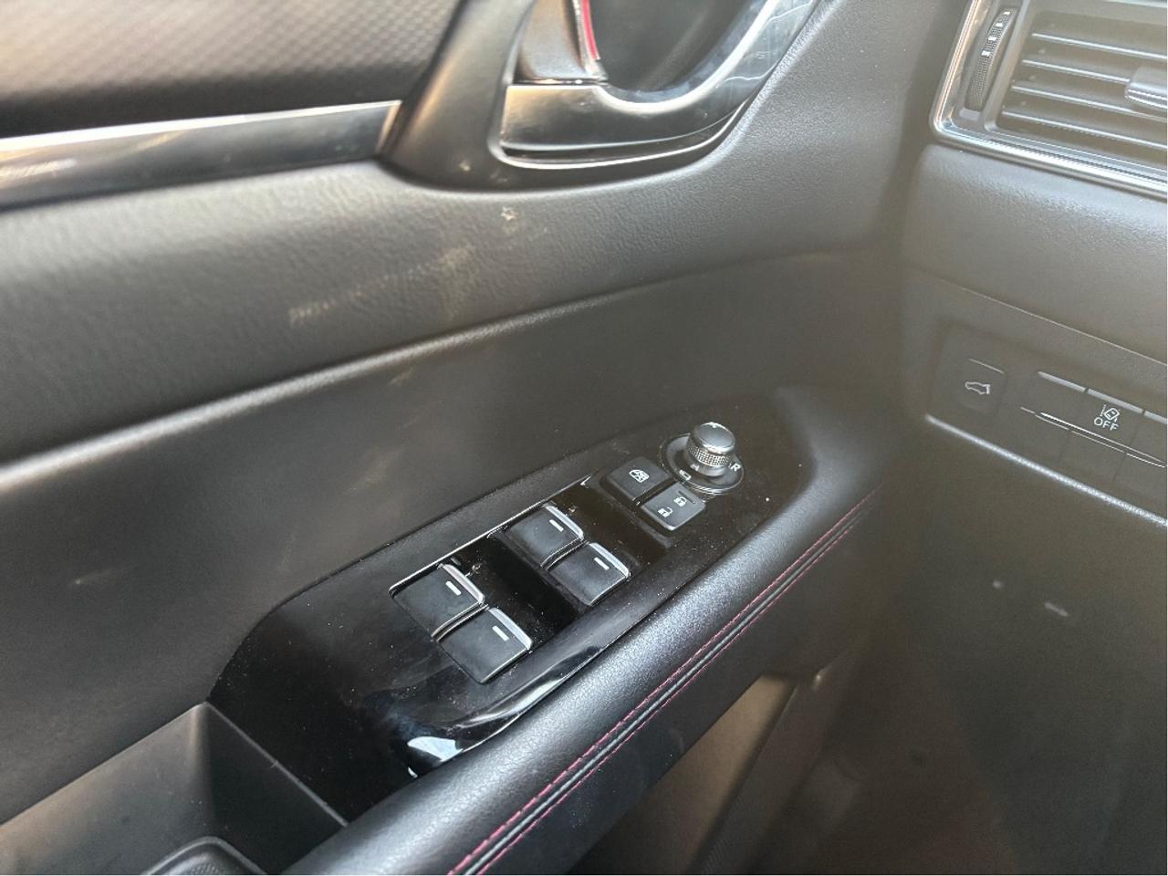 2023 Mazda CX-5 Sport LEATHER ROOF NAV CLEAN CARFAX Photo