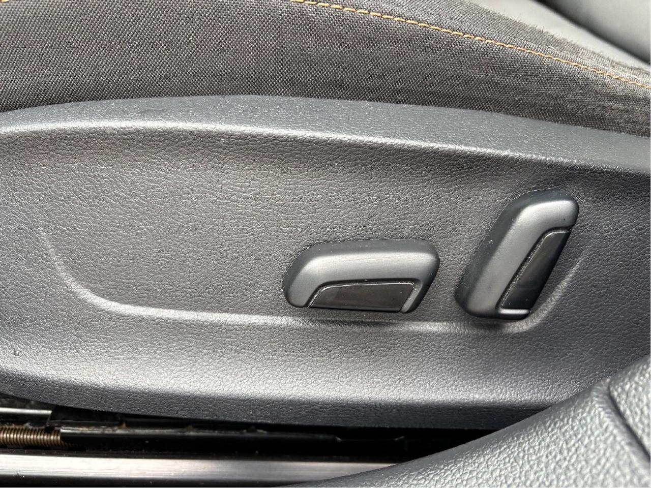 2017 Volkswagen Jetta Wolfsburg POWER HEATED SEATS ROOF CLEAN CARF Photo