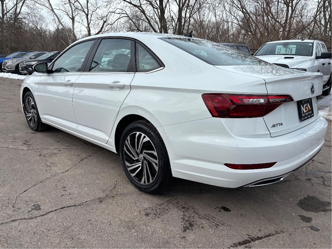 2021 Volkswagen Jetta Execline LEATHER ROOF NAV MEMORY SEATS C Photo