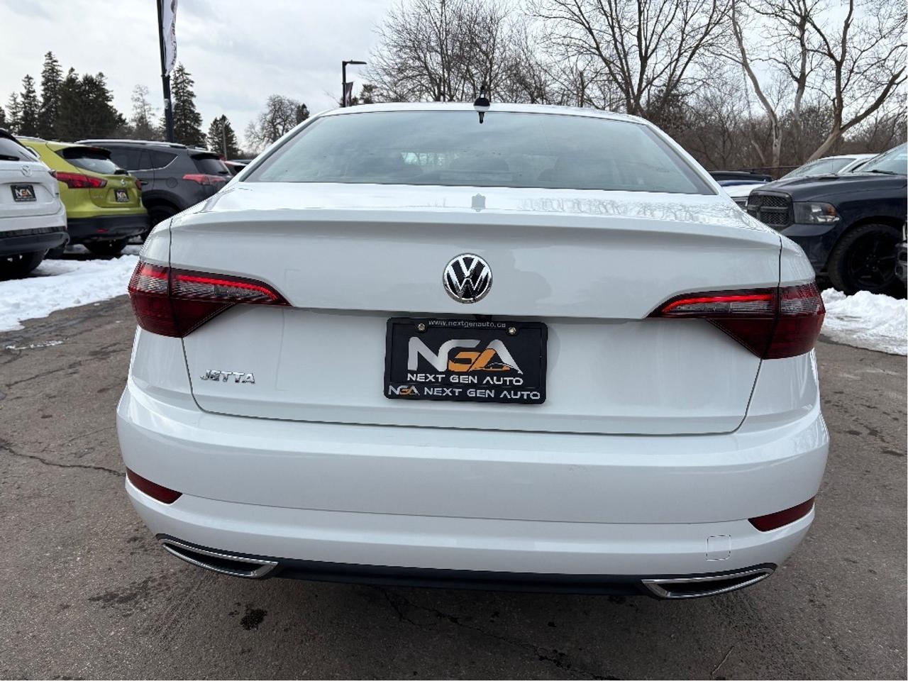 2021 Volkswagen Jetta Execline LEATHER ROOF NAV MEMORY SEATS C Photo